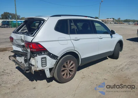 2018 Volkswagen Tiguan 2.0T S z USA, uszkodzony, nr VIN 3VV1B7AX2JM067704